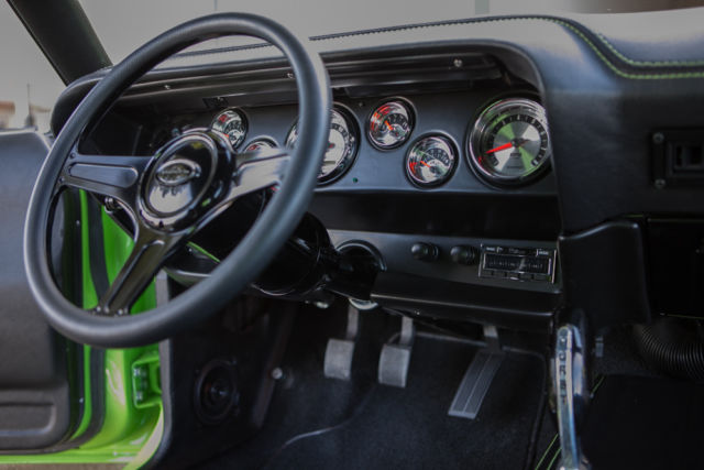 1970 Dodge Challenger - photo 5