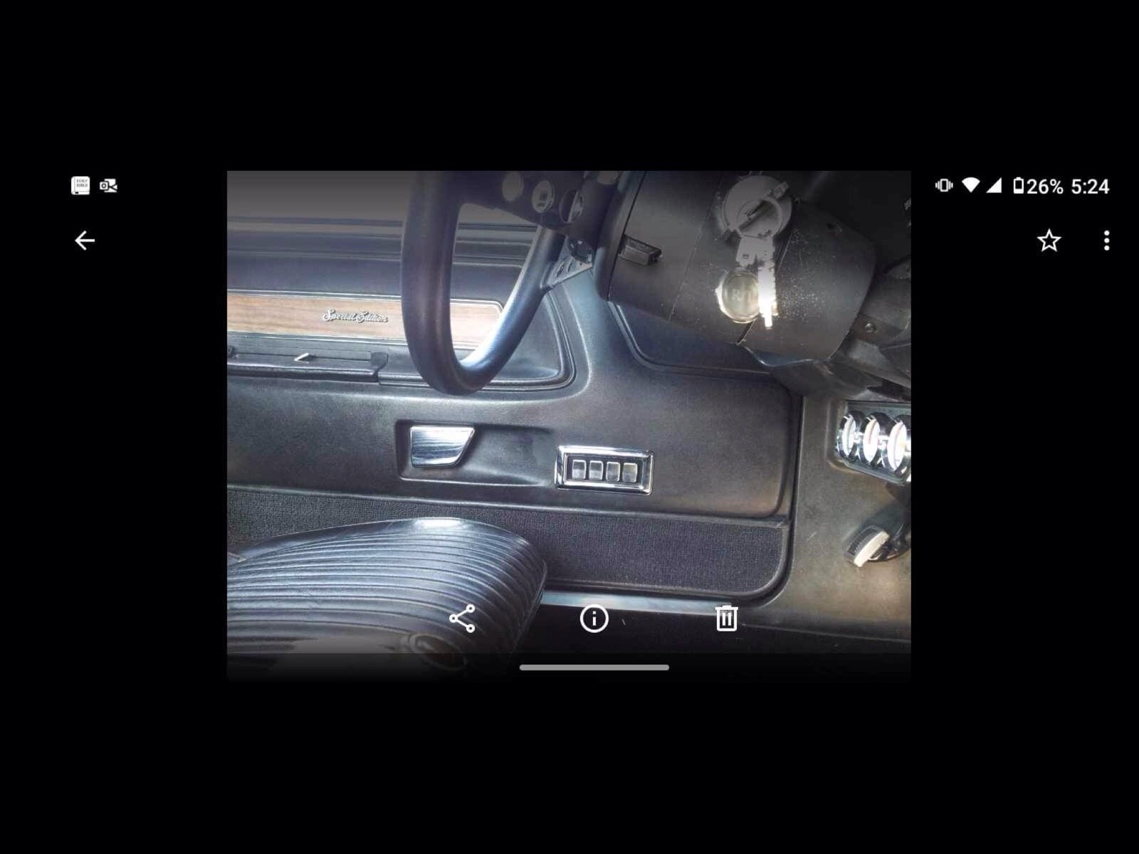 1970 Dodge Challenger SE - photo 3