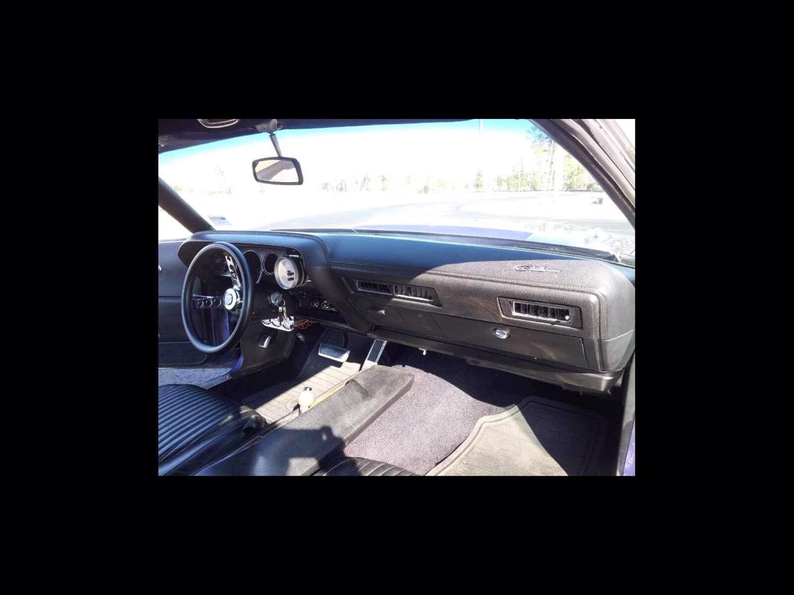 1970 Dodge Challenger SE - photo 5