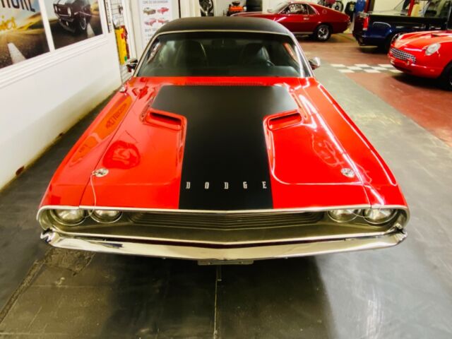 1970 Dodge Challenger - 340 ENGINE - SUPER CLEAN - SEE VIDEO - photo 8