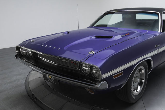 1970 Dodge Challenger R/T - photo 8