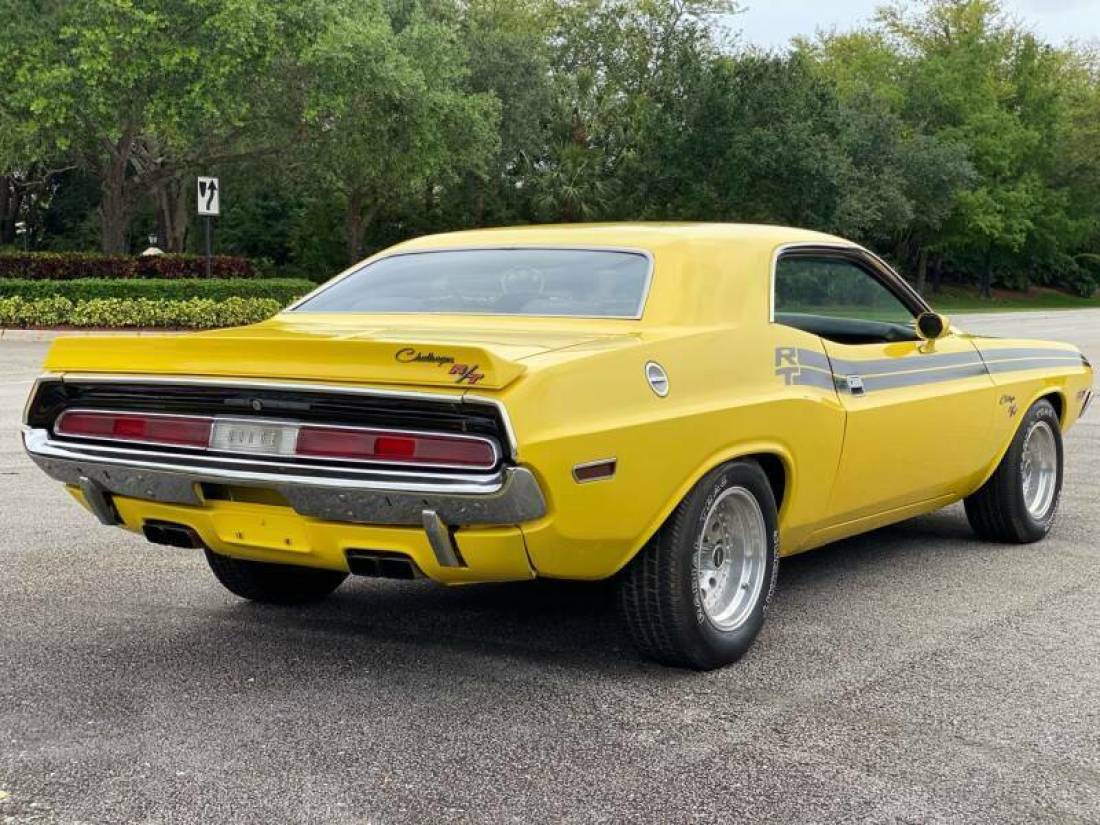 1970 Dodge Challenger R/T - photo 11