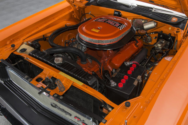 1970 Dodge Challenger R/T - photo 4