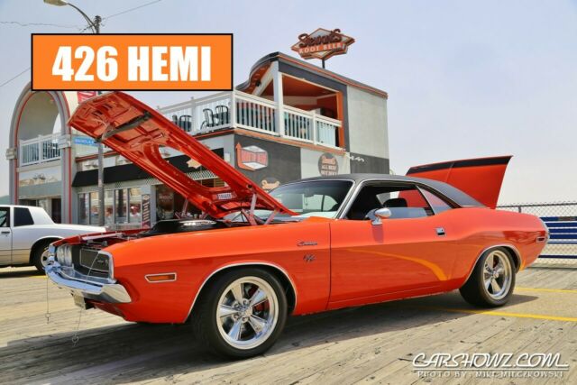 1970 Dodge Challenger R/T 426 HEMI 4-Speed Dual-Carb Shaker SEE VIDEO - photo 2