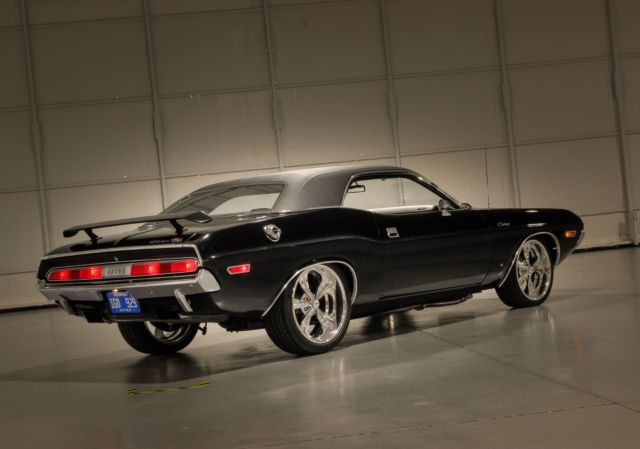 1970 Dodge Challenger R/T Hemi clone