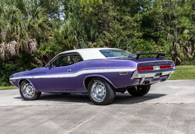 1970 Dodge Challenger RT - photo 6