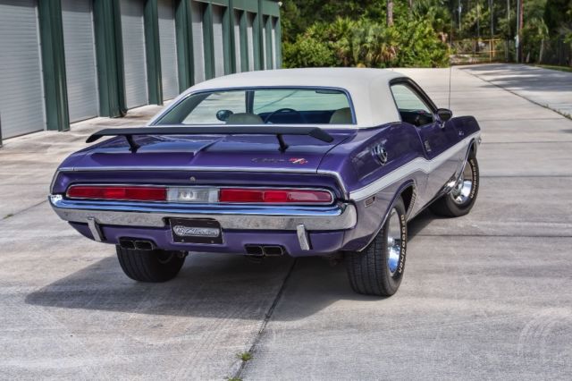 1970 Dodge Challenger RT - photo 8