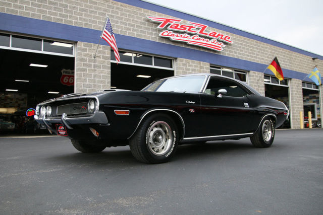 1970 Dodge Challenger R/T 440 6-Pack 4 Speed 1 of 1 Black / Black Car 1970 Dodge Challenger