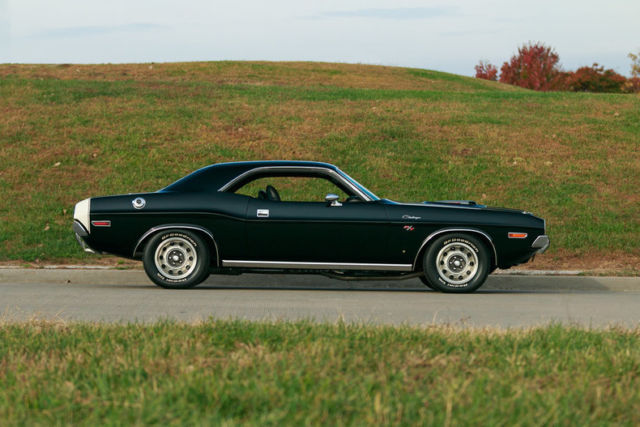 1970 Dodge Challenger - photo 11