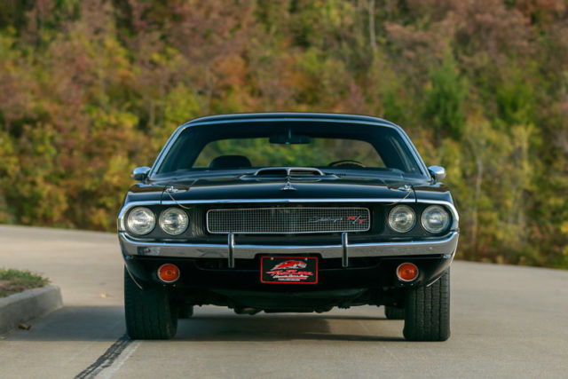 1970 Dodge Challenger - photo 2