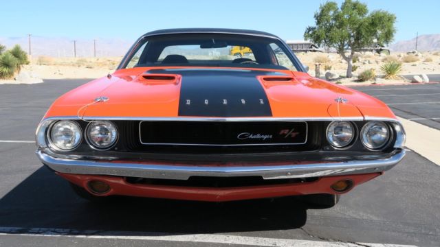 1970 Dodge Challenger R/T 440-6 PACK 4 SPEED V CODE! TRACK PAC! RESTORED - photo 11