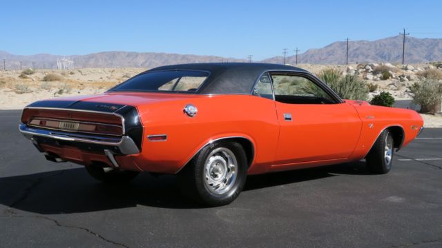 1970 Dodge Challenger R/T 440-6 PACK 4 SPEED V CODE! TRACK PAC! RESTORED - photo 8
