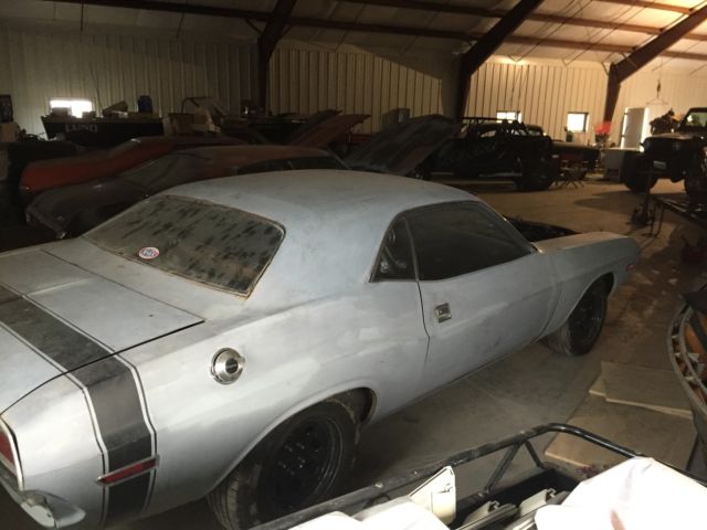 1970 Dodge Challenger R/T clone - photo 2