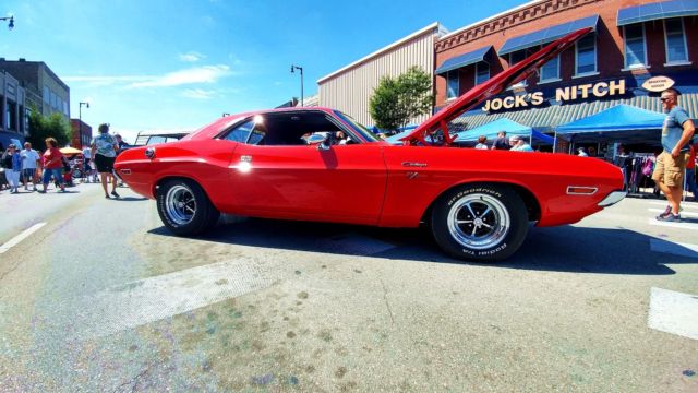 1970 Dodge Challenger - photo 3