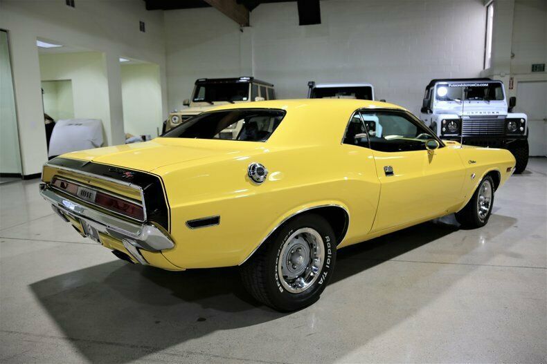 1970 Dodge Challenger RT 440 Six Pack - photo 4