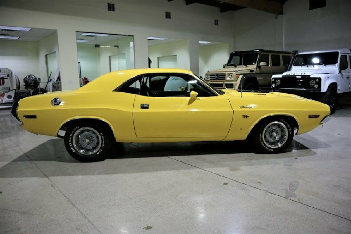 1970 Dodge Challenger - photo 2