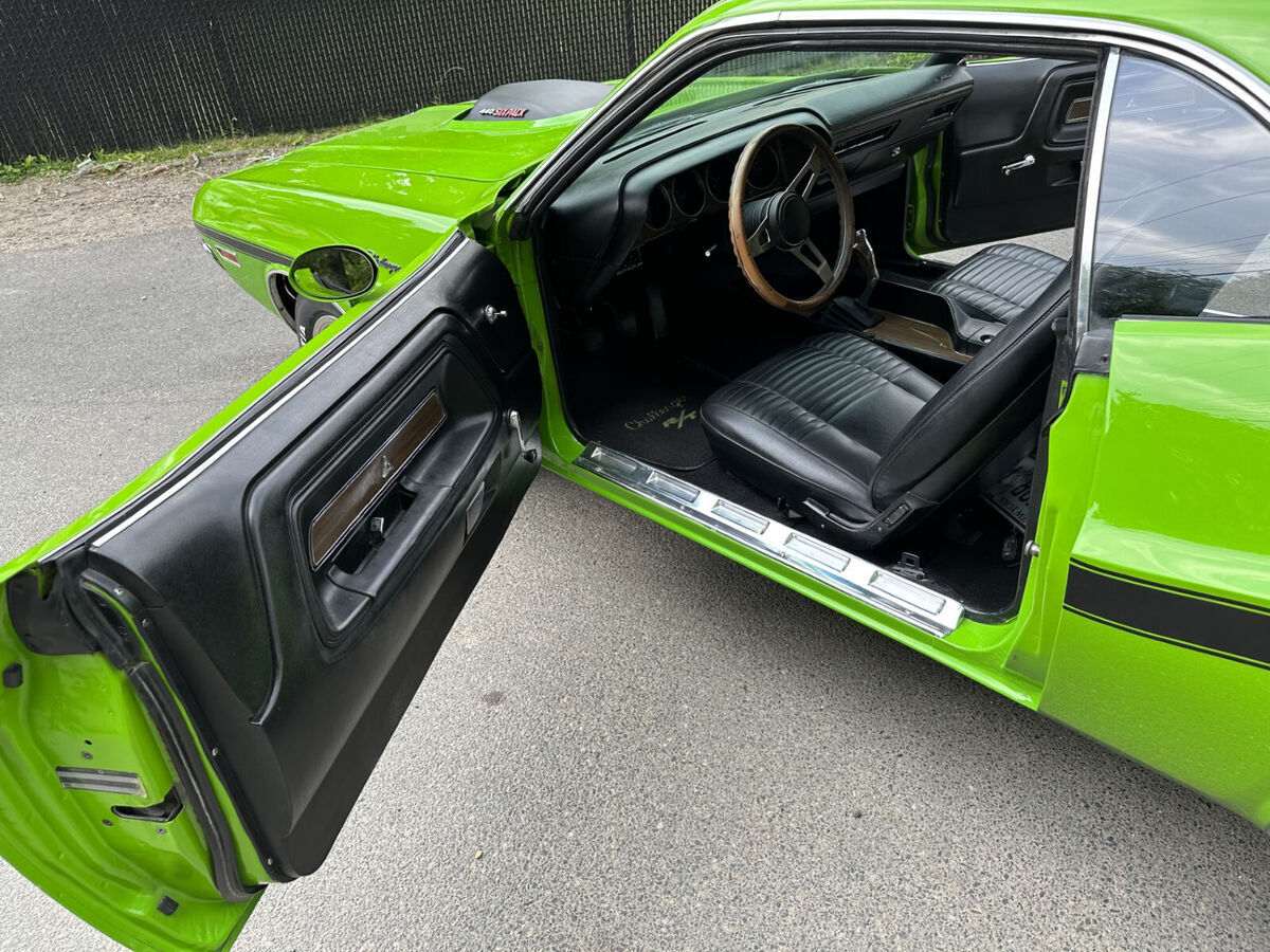 1970 Dodge Challenger - photo 10