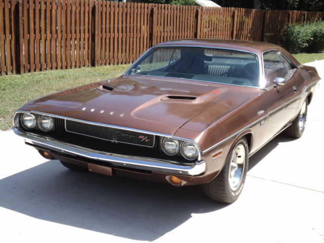 1970 DODGE CHALLENGER R/T 440 SIX PACK V-CODE CAR 1970 Dodge Challenger R/T