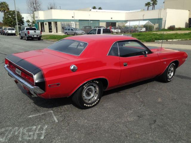 1970 Dodge Challenger R/T - photo 4