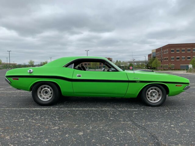1970 Dodge Challenger R/T - photo 8