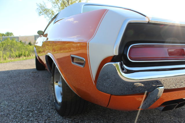 1970 Dodge Challenger - photo 5