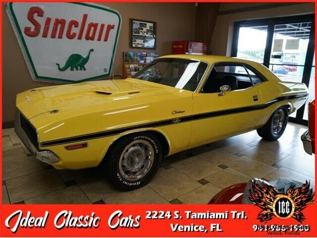 1970 Dodge Challenger R/T 9999 Miles Top Banana 1970 Dodge Challenger R/T