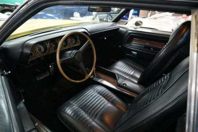 1970 Dodge Challenger R/T - photo 11