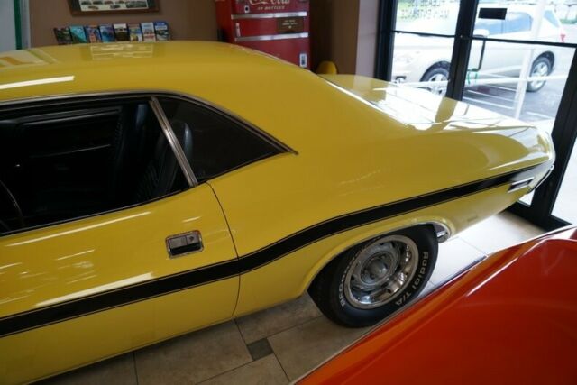 1970 Dodge Challenger R/T - photo 5