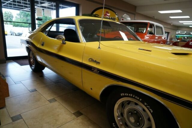 1970 Dodge Challenger R/T - photo 8