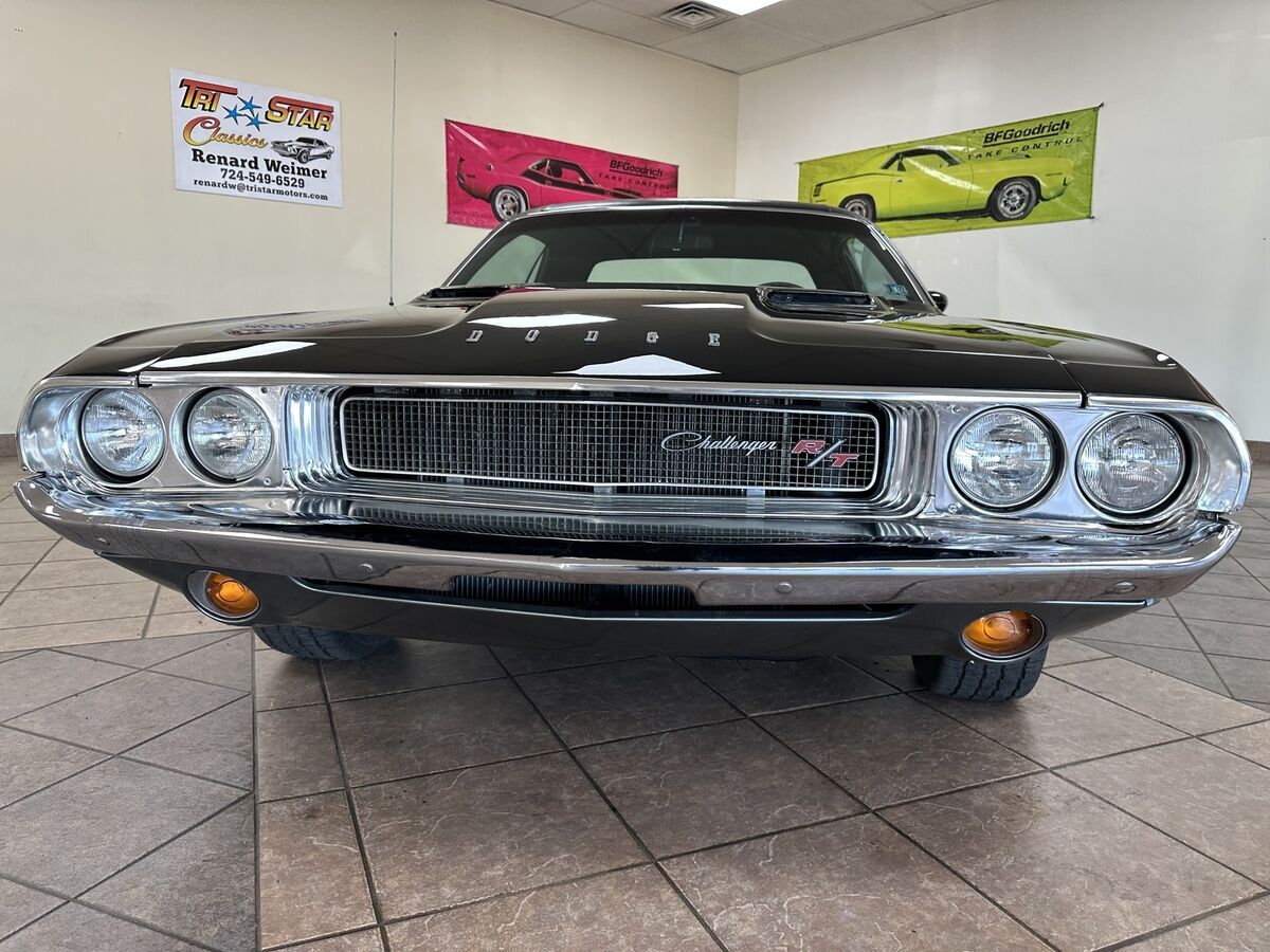 1970 Dodge Challenger R/T - photo 2