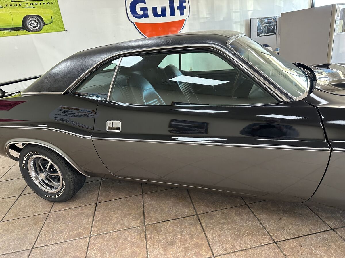 1970 Dodge Challenger R/T - photo 8