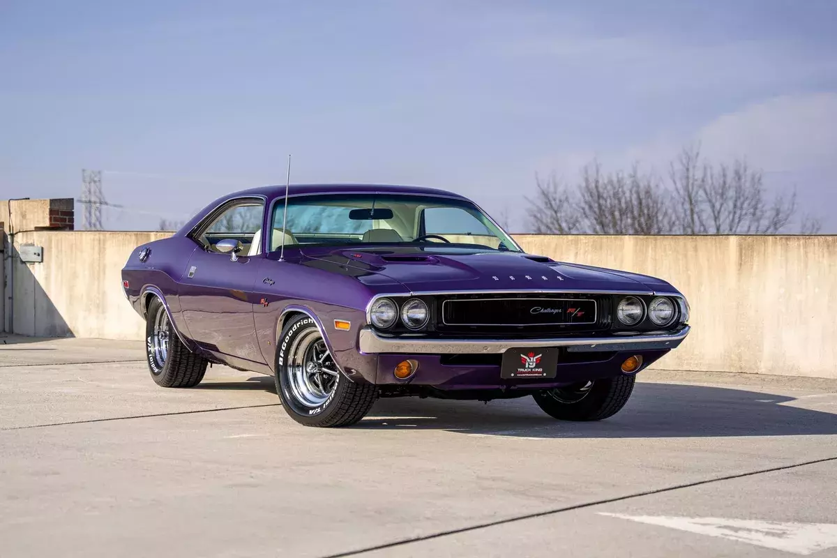 1970 DODGE CHALLENGER R/T CLONE 440 BIG BLOCK PISTOL GRIP 4SPEED MANUAL JUST WOW 1970 Dodge Challenger R/T