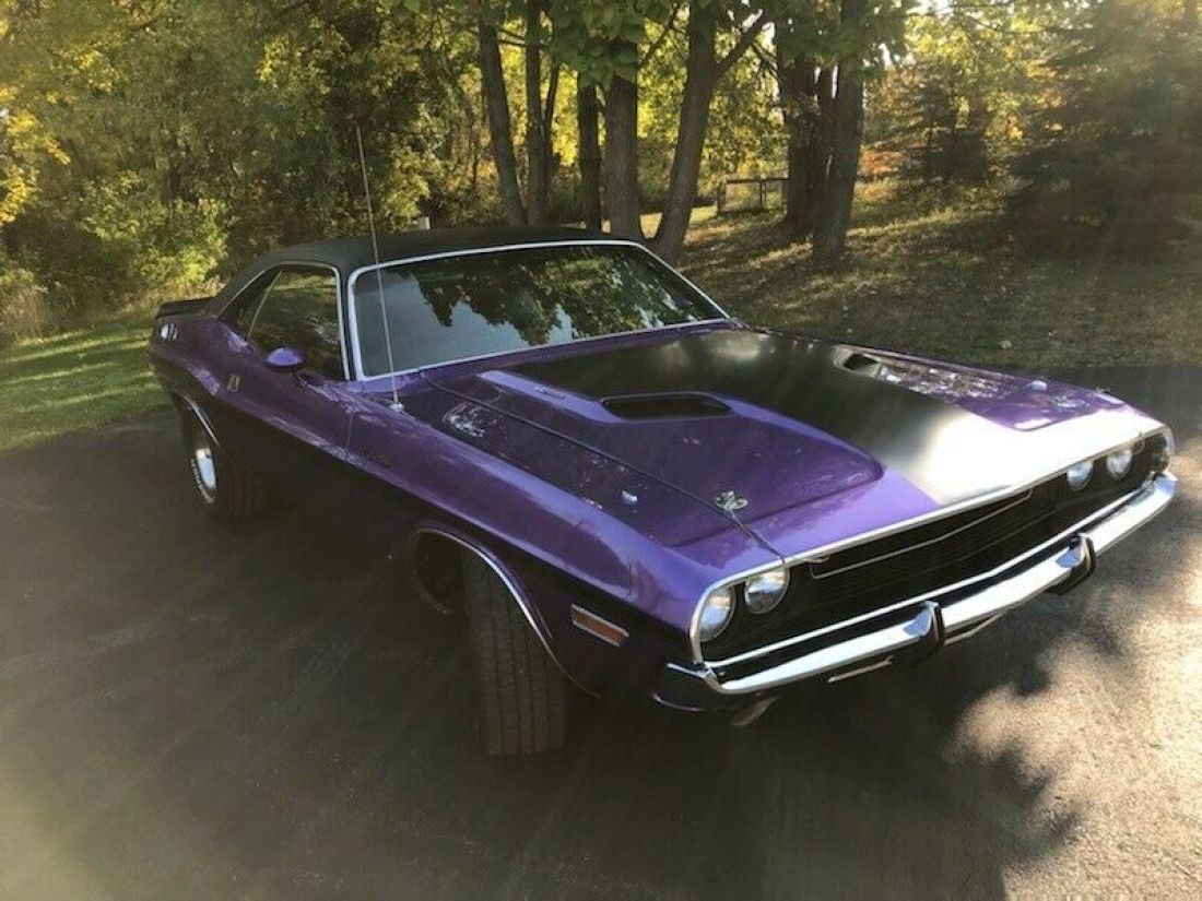 1970 Dodge Challenger - photo 2