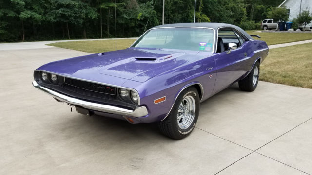 1970 Dodge Challenger - photo 2