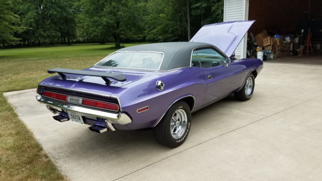 1970 Dodge Challenger - photo 4