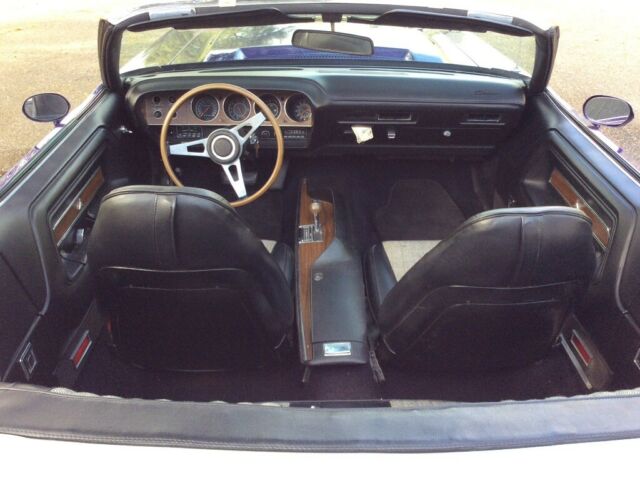 1970 Dodge Challenger RT convertible - photo 12