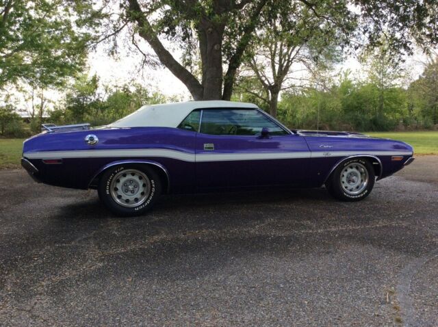 1970 Dodge Challenger RT convertible - photo 5