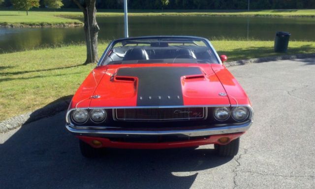 1970 Dodge Challenger R/T Style Convertible - photo 2