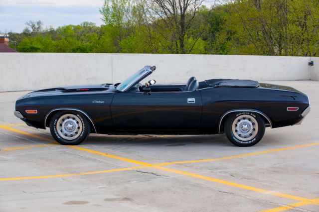 1970 Dodge Challenger - photo 3