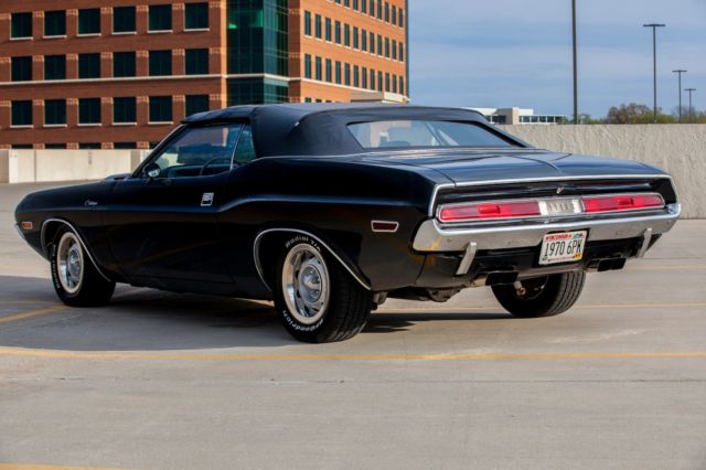 1970 Dodge Challenger - photo 5