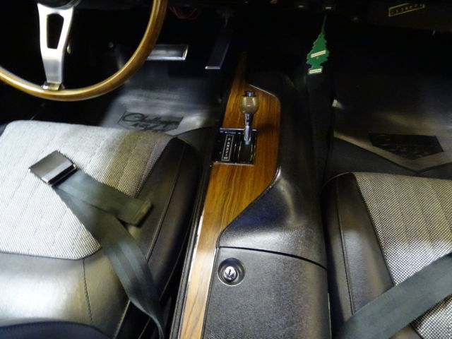 1970 Dodge Challenger R/T Hardtop 2-Door - photo 10