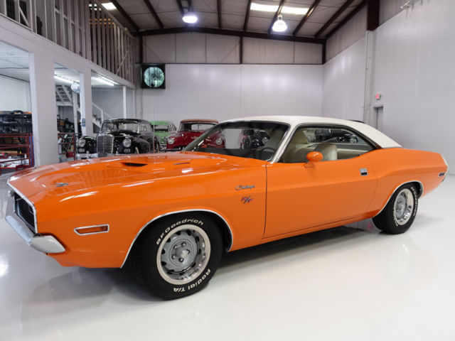1970 Dodge Challenger R/T Hardtop | Highly optioned | Rare Go-Mango color 1970 Dodge Challenger R/T Hardtop