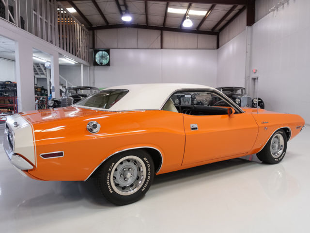 1970 Dodge Challenger R/T Hardtop - photo 3