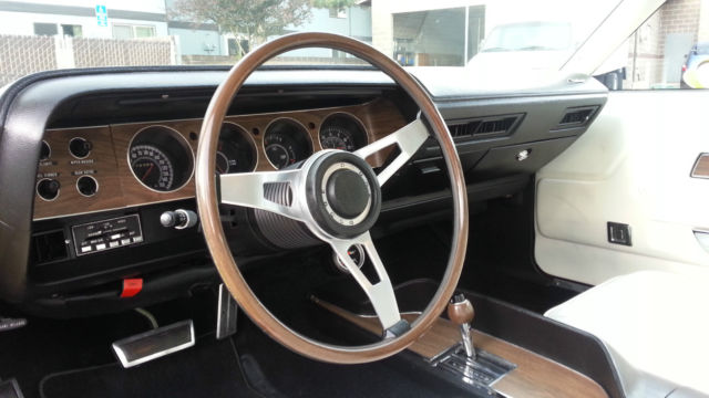 1970 Dodge Challenger RT - photo 8