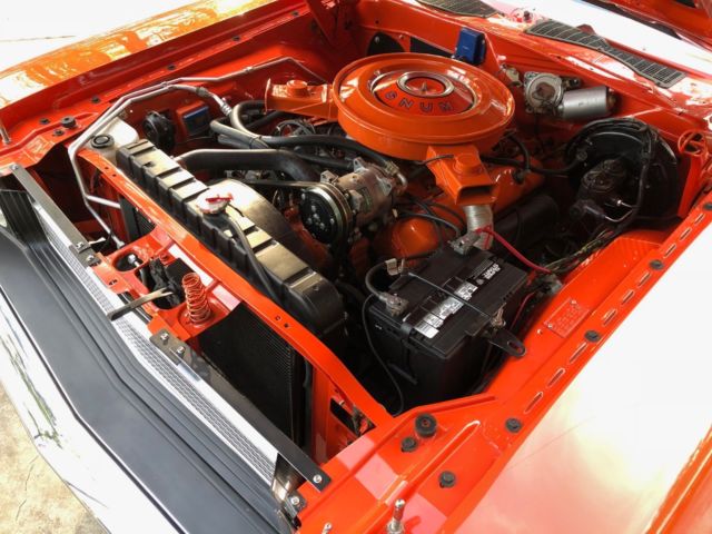 1970 Dodge Challenger r/t - photo 5