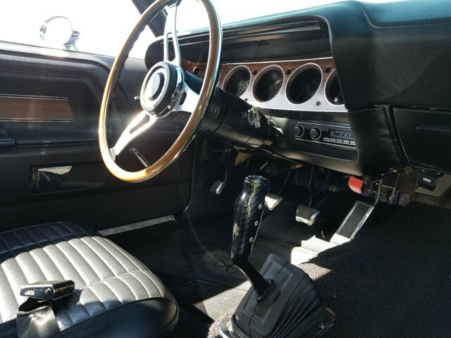 1970 Dodge Challenger R/T - photo 7