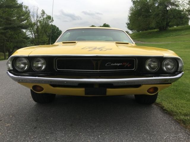 1970 Dodge Challenger - photo 3