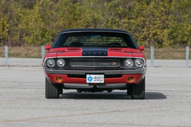 1970 Dodge Challenger Free Shipping Until January 1 - photo 2