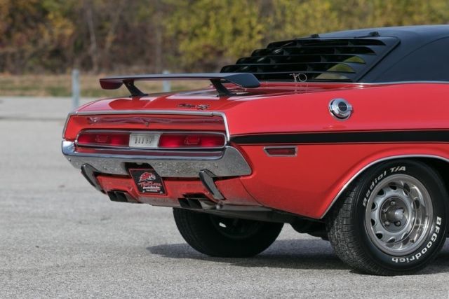 1970 Dodge Challenger Free Shipping Until January 1 - photo 9