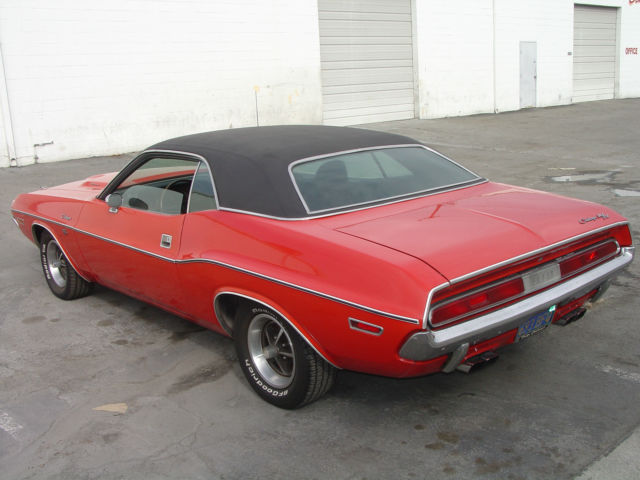 1970 Dodge Challenger - photo 4
